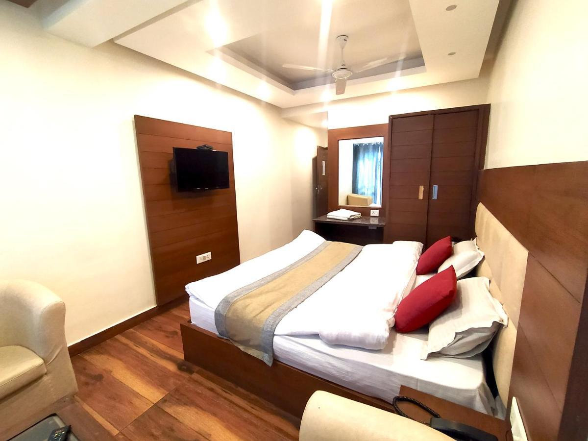 Hotel Samrat, Mussoorie Exterior photo